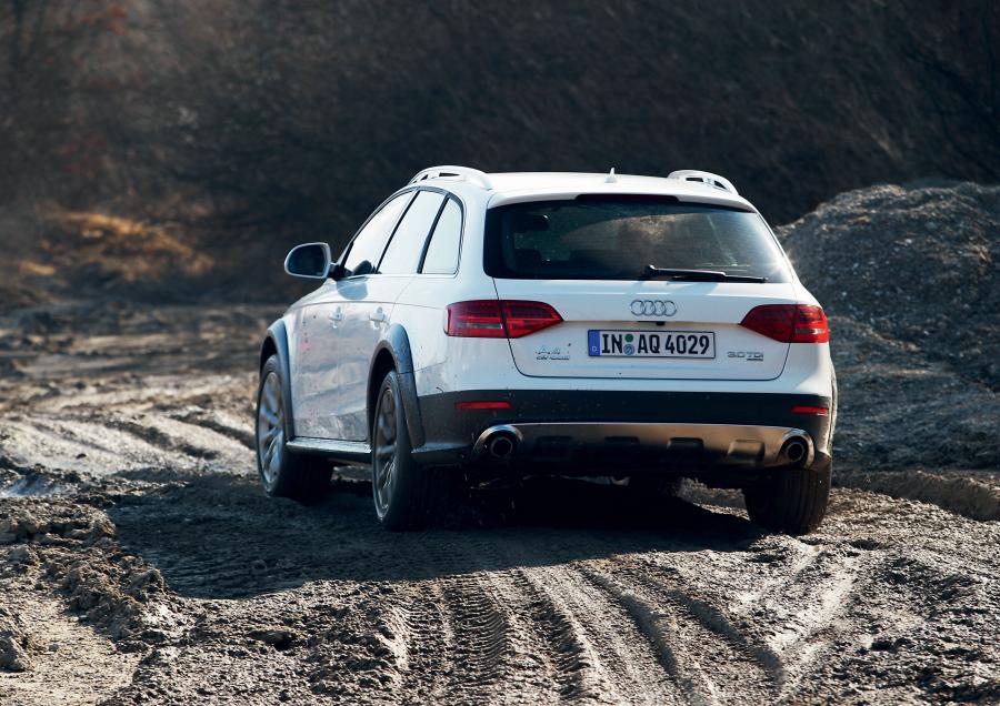  Audi A4 Allroad 3.0 TDI Quattro (B8, 8K) 2009 года  (фото 11 из 31)
